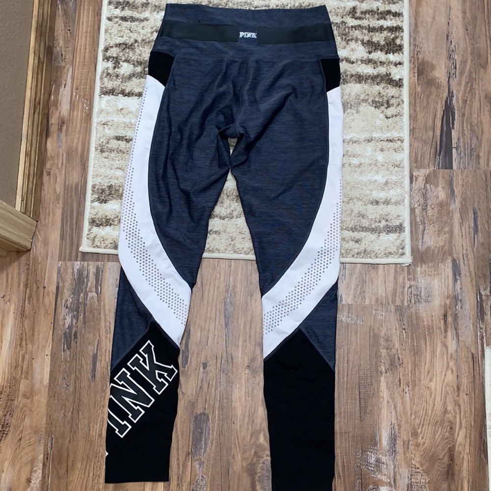 SOLD Victoria’s Secret Pink Athletic Leggings